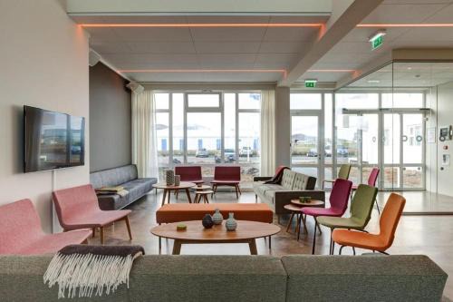 Grindavik Hotel | Explore Geo Hotel Grindavik: Breakfast & Accessible Comfort