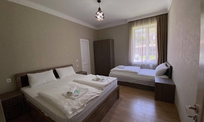 Stepantsminda Apartment | Family-Friendly Geo Inn Kazbegi: Your Ideal Getaway
