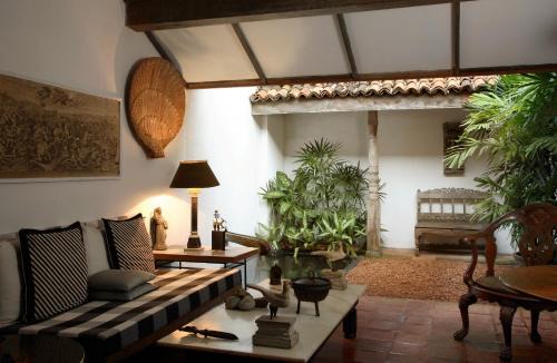 Bambalapitiya House | Explore Geoffrey Bawa's Home Number 11: Guest Rated 10/10