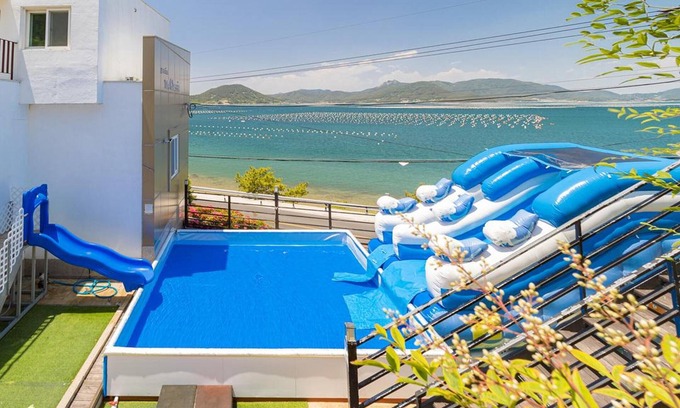 Kabae-ri House | Family-Friendly Getaway at Geoje Rockspa Pension
