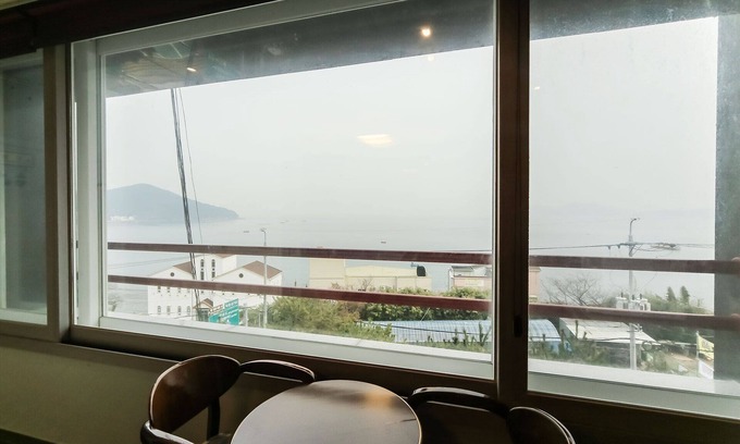 Geoje Hotel | Eco-Friendly Getaway at Geojedo Hakdong Sunrise Ocean View