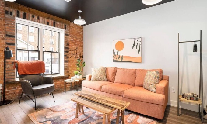 Holland Condo | Top-Rated George 202 Modern Condo with Balcony on 8th Street