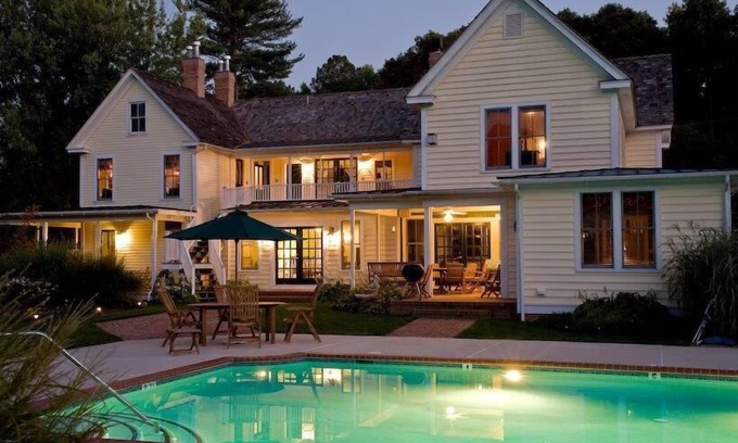 St. Michaels Bed & Breakfast | Discover George Brooks House B&B: Eco-Friendly Retreat
