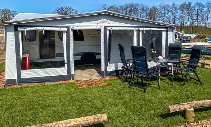 Belau House | Discover George Glamper: Oceanfront Retreat at Lake Belau
