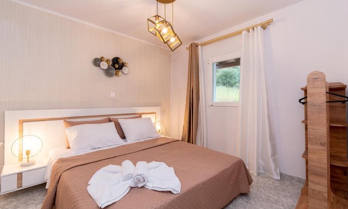 Toroni Apartment | Oceanfront Retreat: George's Sea View Apartment Awaits