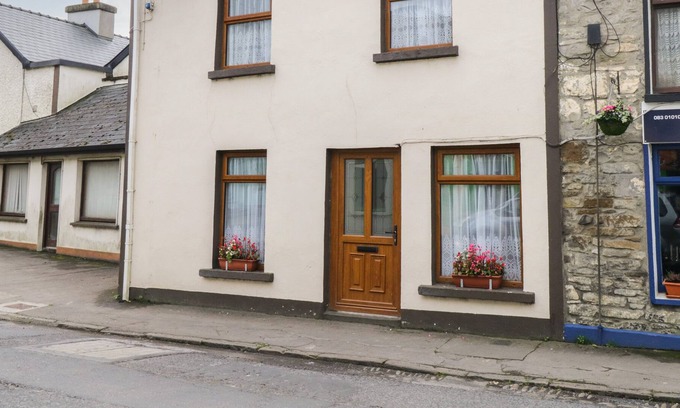 Killala House | GEORGES STREET, family friendly in Killala, County Mayo