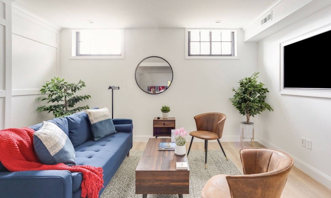 Georgetown Apartment | Georgetown Studio Apt #2: Guest Rated 9.8, Family-Friendly Stay