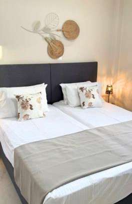 Ipsos House | Enjoy Oceanfront Living at Georgia's Apartments in Ipsos
