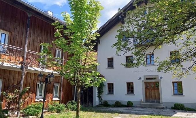 Bohmzwiesel Apartment | Spacious Two-Level Apartment with Balcony and Spa Amenities
