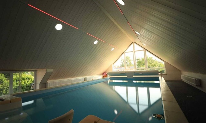 Himmelkron House | Spacious Apartment Overlooking the White Main River