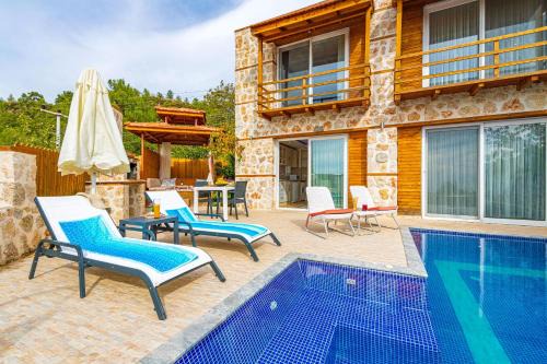 Islamlar Villa | Serene Gera - 1 Bedroom Escape with Private Hot Tub