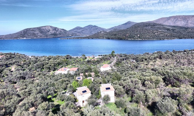 Gera House | Inviting Gera's Olive Grove with Family-Friendly Amenities