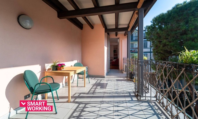 Como Apartment | Gerbett Apartment with Terrace - Family-Friendly Retreat