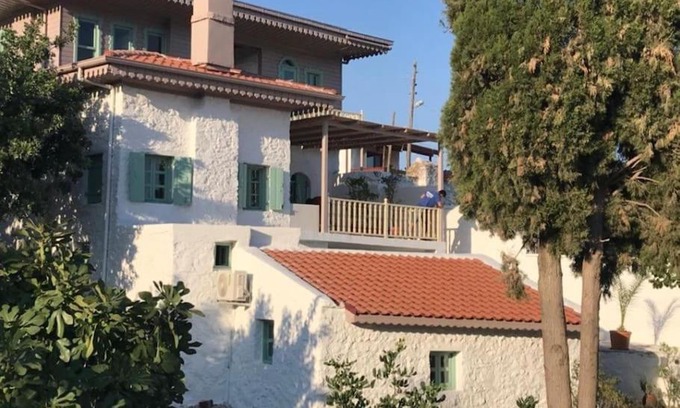 Kızlan Villa | Discover Gereme Palas: Family-Friendly Retreat with Pool