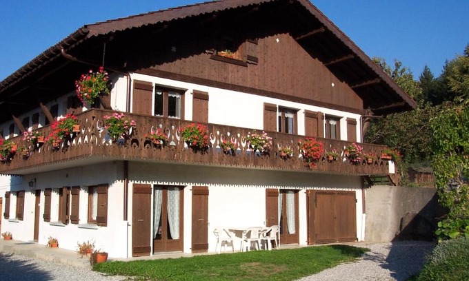 Saint-Gervais-les-Bains Apartment | Family-Friendly GERFAUD Appartements in Cozy Chalet