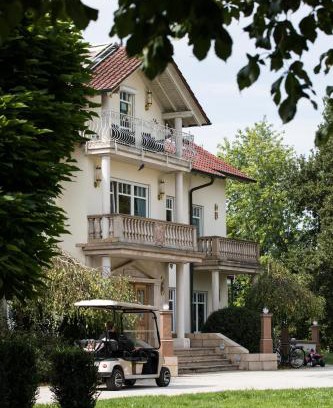 Willstaett Apartment | Relax at Gestüt Kaiserhof: Oceanfront Family Getaway