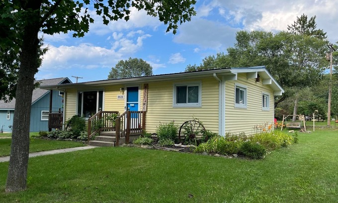 Port Austin Cottage | Relax with a Lake Huron View in Downtown Port Austin
