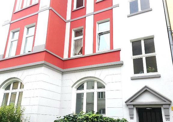 Ruhrallee West Apartment | Pet-Friendly Tiny Flat in Kreuzviertel - Rated 9/10