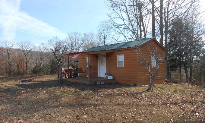 Sparta Cabin | Discover Comfort Near Fall Creek Falls and Burgess Falls