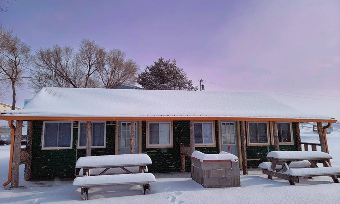 Whitetail Apartment | Lakeview Suite with Full Kitchen - Guest Rated 9.8/10