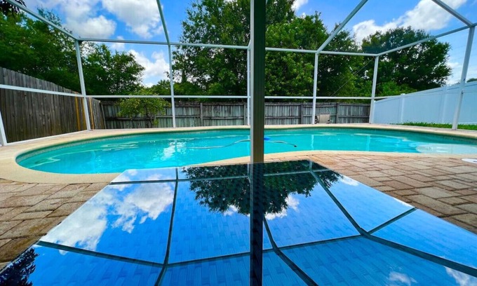 Bearss Plaza House | Top-Rated Tampa Getaway Pool House Near the Airport