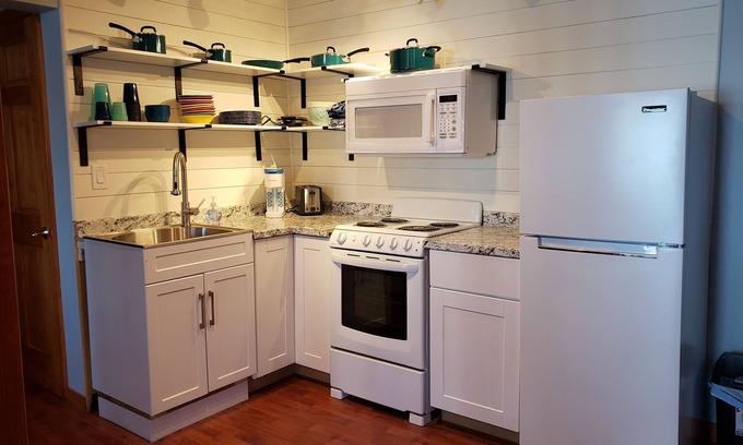 Hancock Ski Chalet | Cozy Getaway on the Cove - Oceanfront Retreat for Families