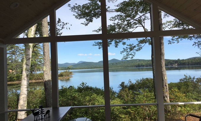 Dryden Cottage | Unforgettable Getaways Near UMF: Pet-Friendly & Scenic Views