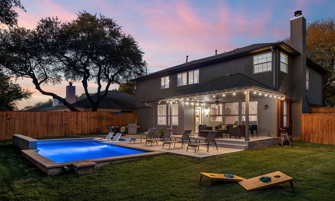 Hunter's Chase House | Ideal Retreat with Pool, Hot Tub & 7 Bedrooms Await