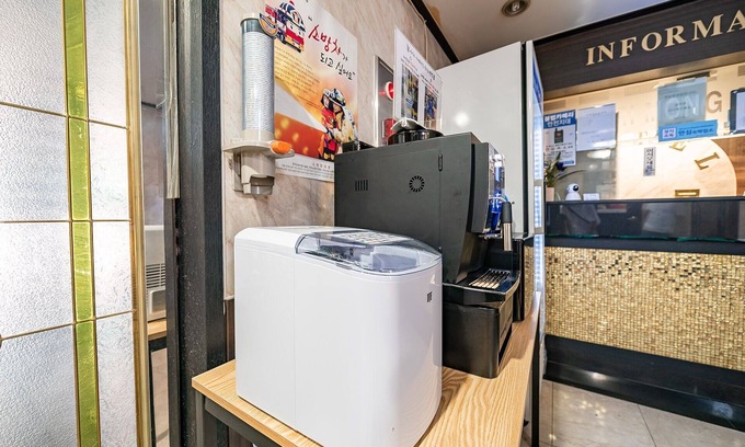 Sanbon 1-dong Hotel | Eco-Friendly Geumjeong Bbarimong with Breakfast & Kitchen