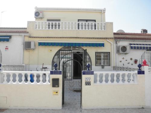 El Chaparral Apartment | Cozy Two-Story Retreat with Oceanfront Views