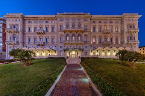 Livorno Hotel | Discover GH Palazzo Suite & SPA: 5-Star Oceanfront Escape