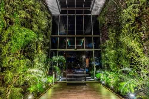 La Cabrera Hotel | Elegant GHL Hotel Bioxury: 5-Star Pet-Friendly Retreat