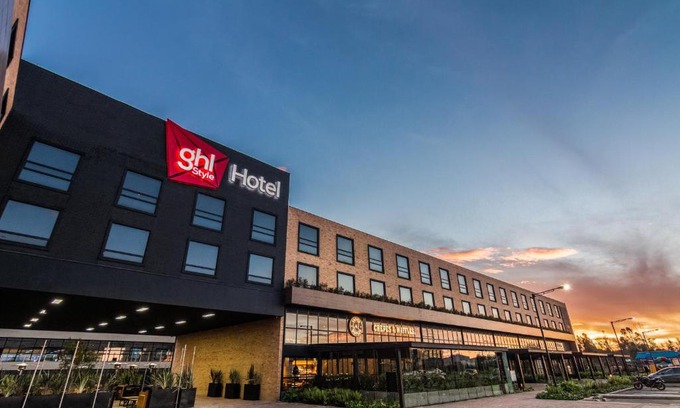 Cota Hotel | Pet-Friendly GHL Hotel Bogota Occidente: 4-Star Comfort