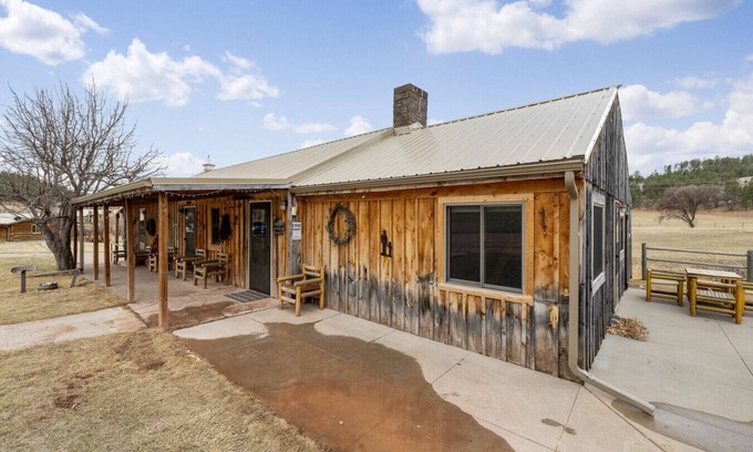 Hermosa Cabin | Ideal Retreat Near Custer State Park with Ocean View