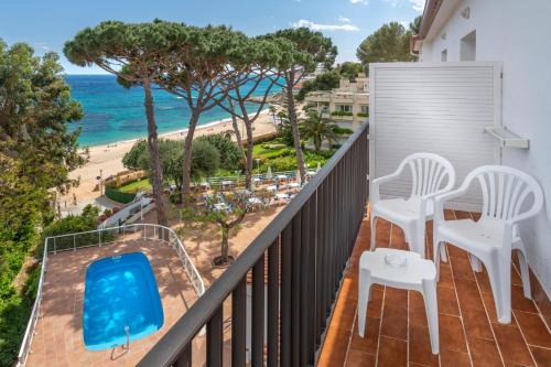 Platja d'Aro Hotel | GHT Xaloc: Oceanfront Hotel with Pool & Family Amenities