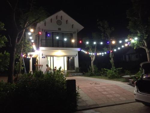 Luong Son Apartment | GIA BAO ANH VILLA: Family-Friendly Retreat with a Pool