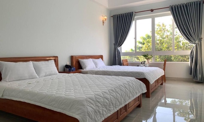 Thang Tam Villa | Gia Nguyen Villa: Guest Rated 10/10 with Pool & Kitchen