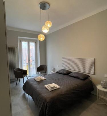 Ponte Seveso Apartment | Giacomino Apartment: Perfect Stay Near Central Station