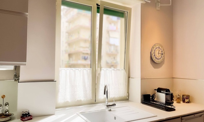 Salerno Apartment | Gianfry Lodge: Cozy Mini Apartment Near the Sea