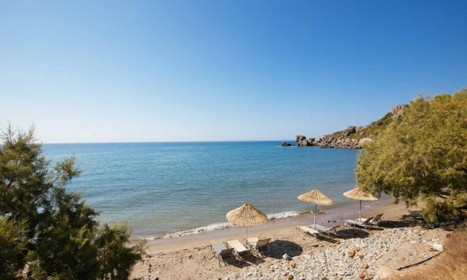 Polirizos Apartment | Giannis Seafront Studios II & Breakfast