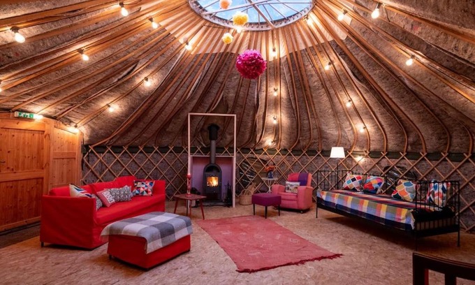 Scunthorpe Other | Spacious Giant Yurt for 8 with Spa and Nature Reserve
