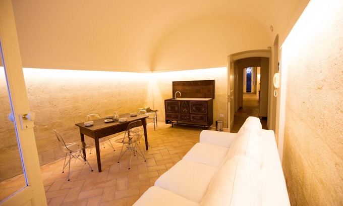 Gravina in Puglia Bed & Breakfast | Inviting Giardini 82 B&B with Breakfast & Family-Friendly Perks