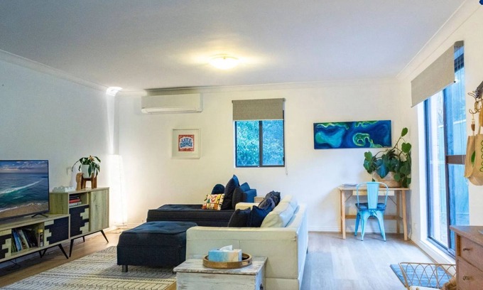 Nelson Bay Apartment | Gidgets on Gretel - Enjoy a Unique Stay with Pets Welcome