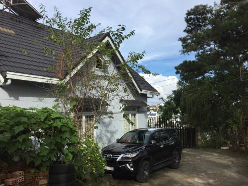Da Lat Villa | Exceptional Stay at Gifhouse: Family-Friendly Comfort Awaits