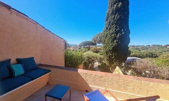La Croix-Valmer Apartment | GIGARO - Stylish Air-Conditioned Studio with Ocean View
