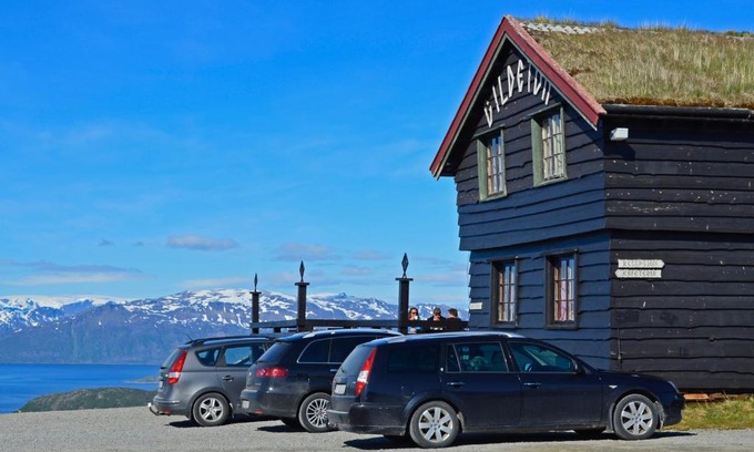 Kvaenangen Hotel | Pet-Friendly Retreat at Gildetun with Family Amenities