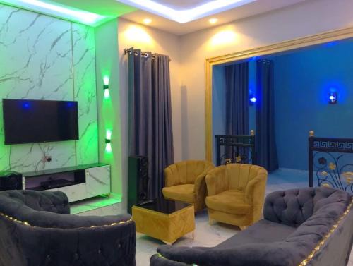 Otefe Apartment | Family-Friendly Gilw Apartment for Memorable Getaways