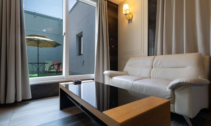 Gimpo Hotel | Eco-Friendly Retreat: Gimpo Habibi Self Check-in Motel