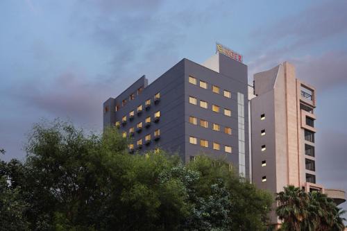 Delhi Hotel | Modern Ginger East Delhi: Family-Friendly with Great Amenities