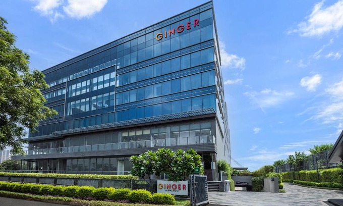 Noida House | Comfortable Stay at Ginger Noida Sector 133 with Dining